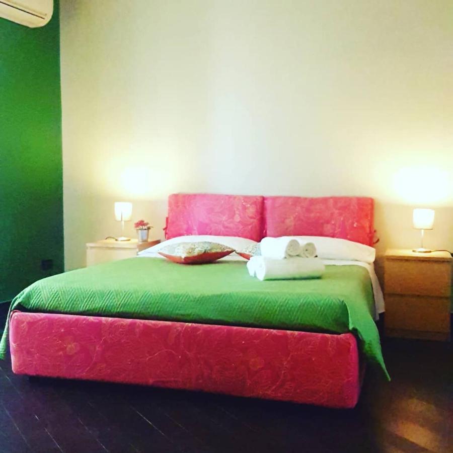 XX Miglia Rooms & Apartments Катания Экстерьер фото