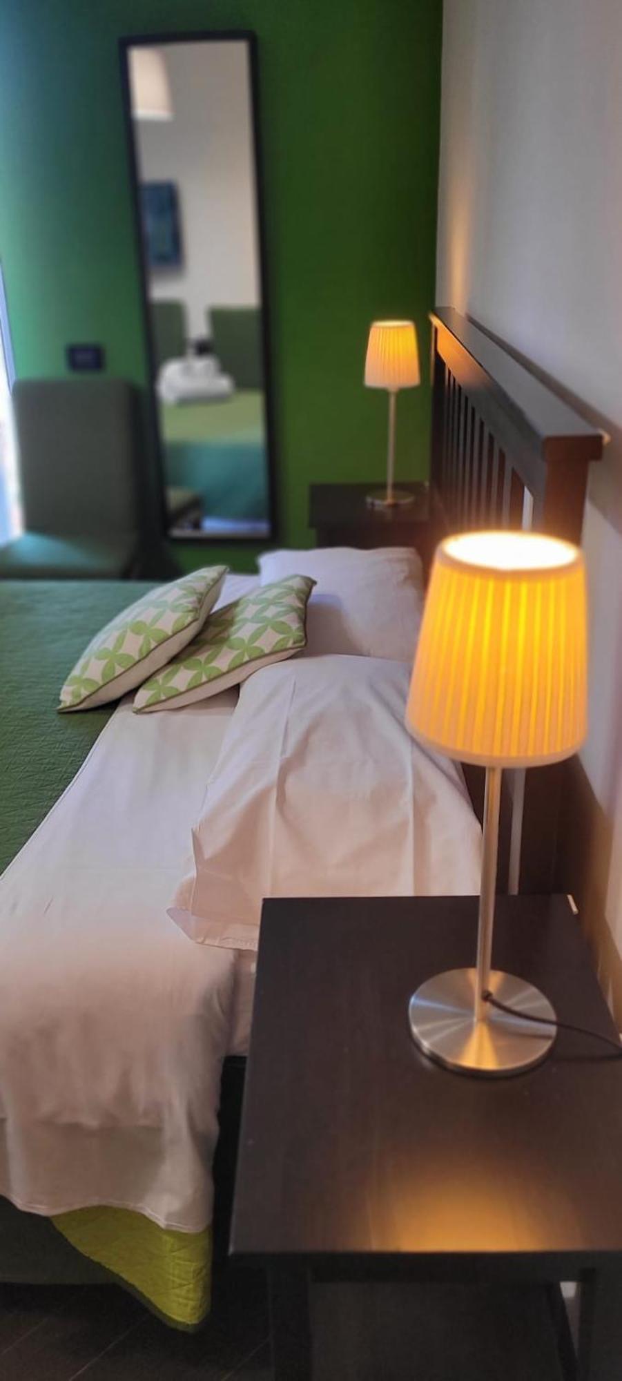 XX Miglia Rooms & Apartments Катания Экстерьер фото