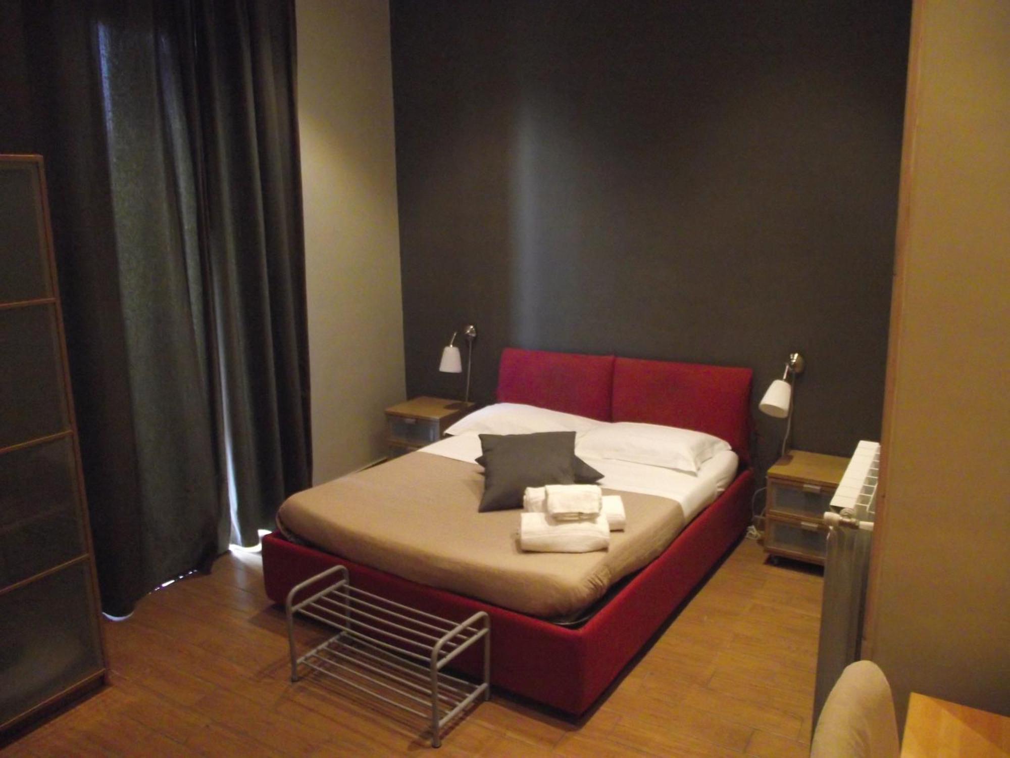 XX Miglia Rooms & Apartments Катания Экстерьер фото